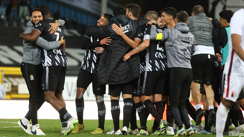 Quel dénouement ! Charleroi domine toujours le RWDM après une